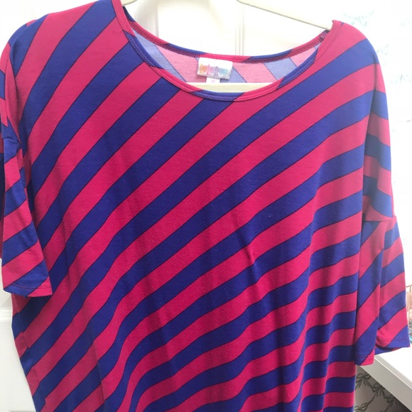 M LuLaRoe Irma - Picture 1 of 2